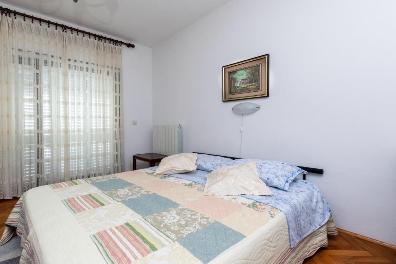 Apartments Anka Kampor Ngoại thất bức ảnh