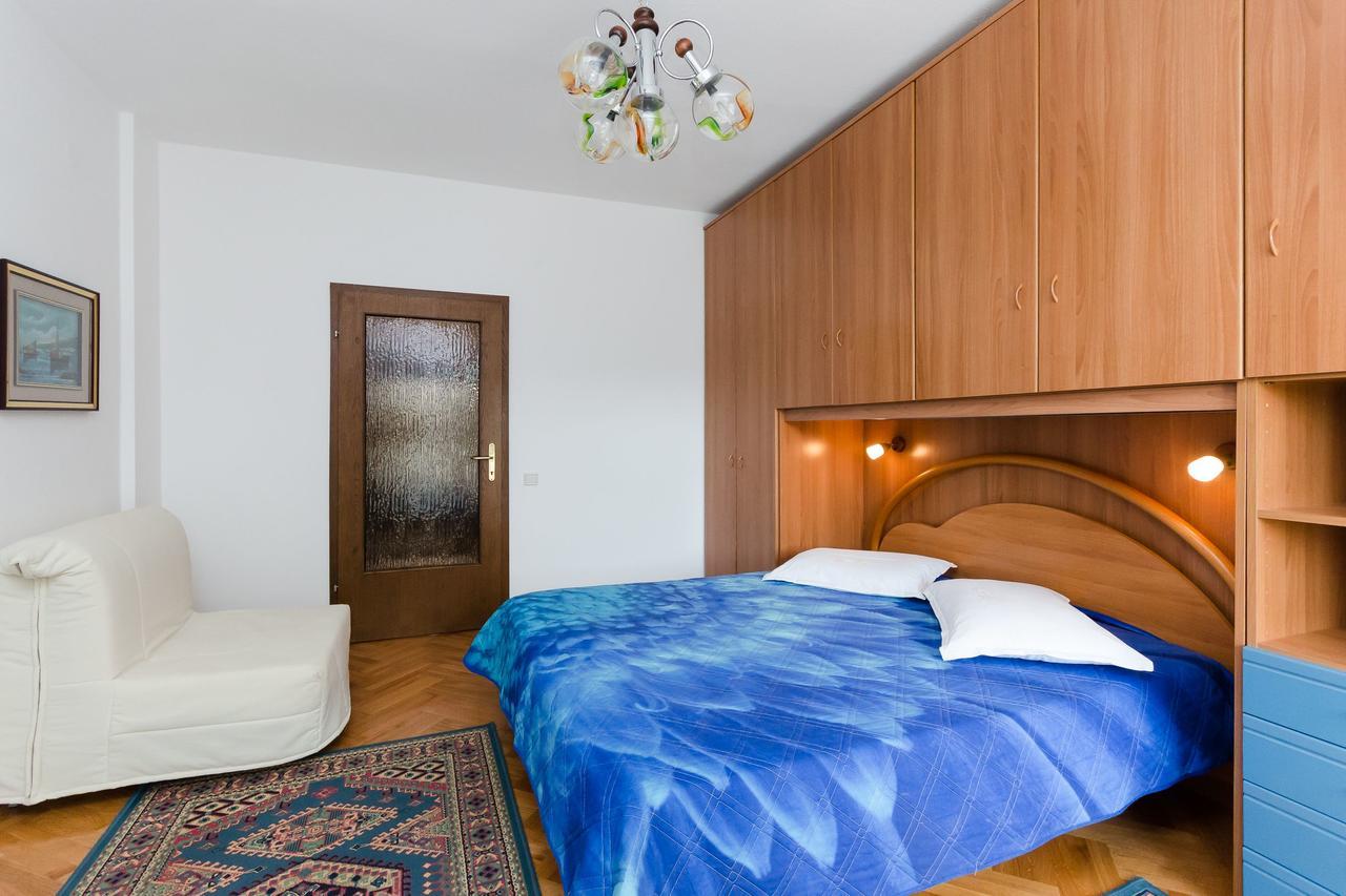 Apartments Anka Kampor Ngoại thất bức ảnh